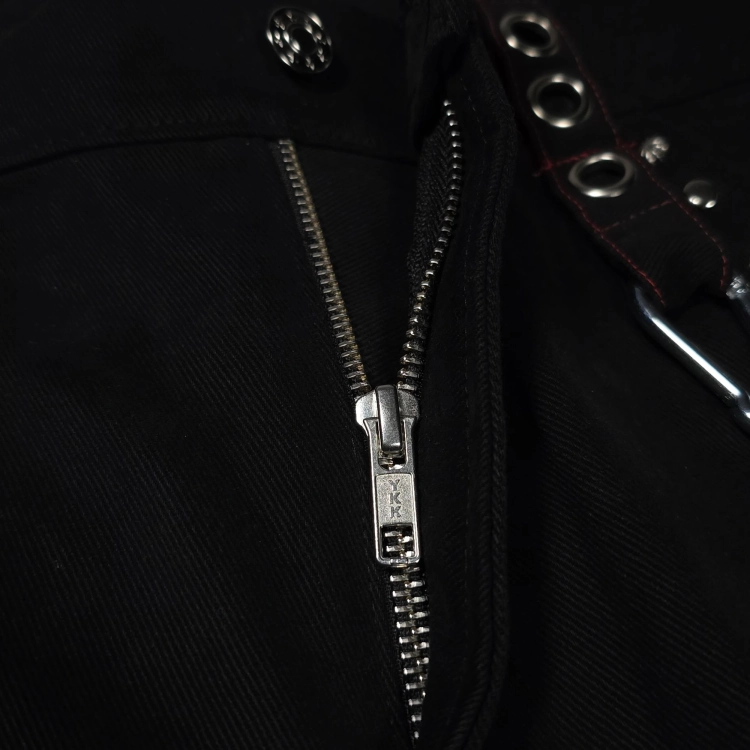 metal skull jeans10.png