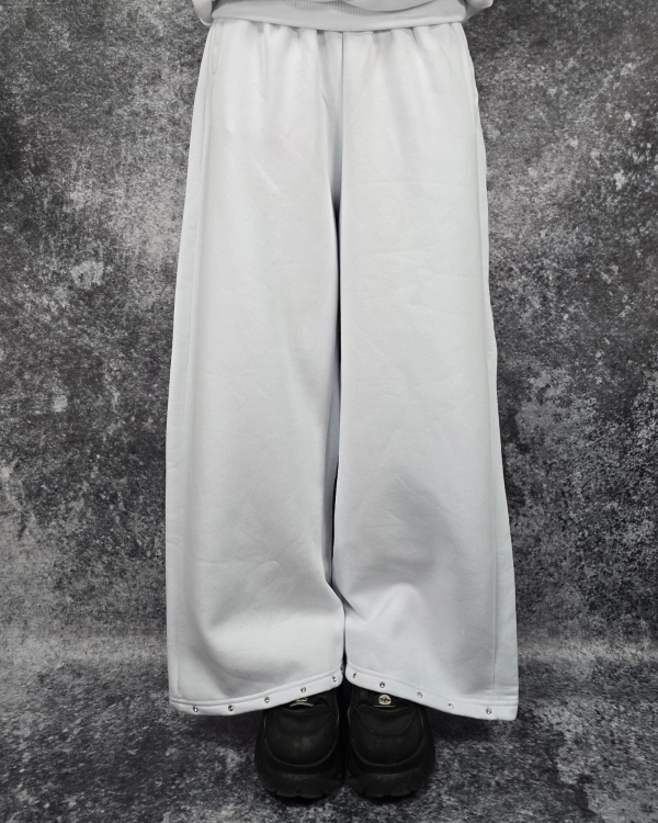 anxiety white seatpantss1.png